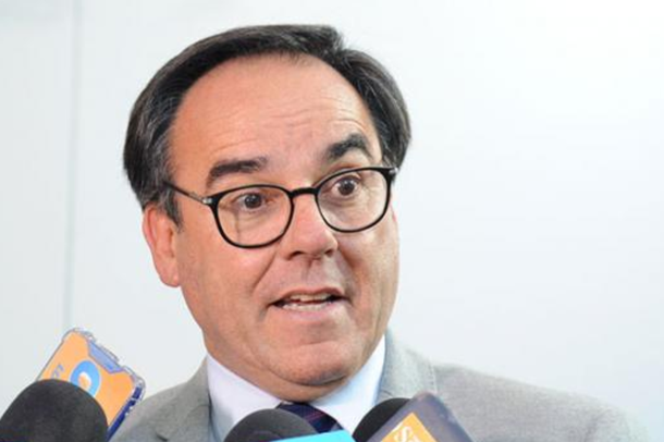 Robert Bouvier. ministro de Ambiente del Uruguay.