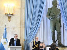 Alberto Fernández envía al Congreso el proyecto de una nueva Ley Militar