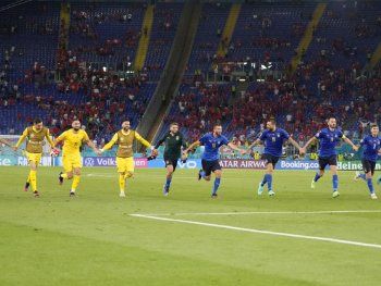 Italia venció a Suiza y es el primer clasificado a los octavos de final