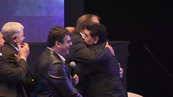 maradona se reconcilio con bilardo en la cena por los 30 anos de mexico 86 maradona se reconcilio con bilardo en la cena por los 30 anos de mexico 86
