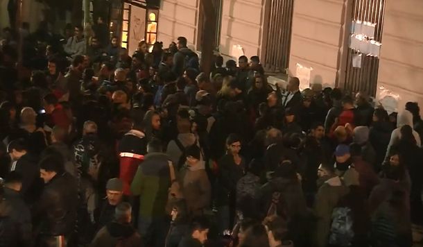 Terminó el allanamiento en Río Gallegos pero sigue el operativo en Recoleta