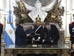 Así fue la jura de Adorni como nuevo jefe de Gabinete