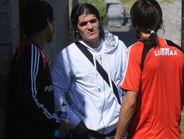 Cada vez más abajo: a Ortega lo quiere un equipo del Argentino B