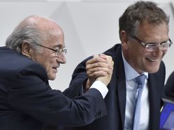 la fifa entregara los correos electronicos de la mano derecha de blatter la fifa entregara los correos electronicos de la mano derecha de blatter