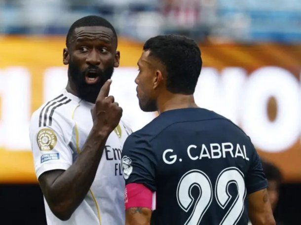 La FIFA investiga a Gustavo Cabral por presuntos insultos racistas a Rüdiger tras el cruce