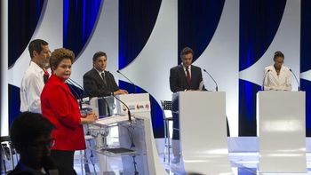fuerte cruce entre dilma y marina silva en un debate fuerte cruce entre dilma y marina silva en un debate