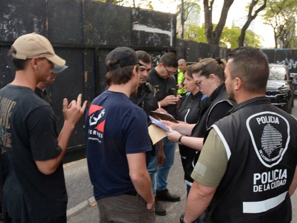 Uki Deane quiso entrar al recital de Taylor Swift con credenciales truchas