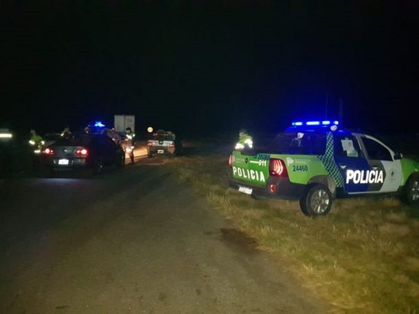 Atropell&oacute; y arrastr&oacute; a polic&iacute;as para evitar un control de tr&aacute;nsito