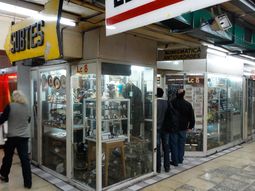 un comerciante tenia un emporio nazi en pleno centro porteno un comerciante tenia un emporio nazi en pleno centro porteno