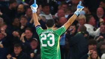 champions league: la impresionante tapada del dibu martinez sobre la hora, para el triunfo del aston villa ante el bayern munich champions league: la impresionante tapada del dibu martinez sobre la hora, para el triunfo del aston villa ante el bayern munich