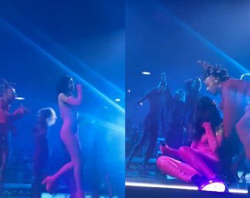 Dua Lipa se cayó en pleno concierto y la acusaron de hacer playback