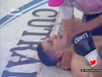 VIDEO: El KO al hijo de Látigo Coggi