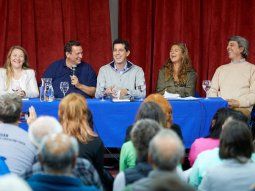 De Pedro: No podemos permitir que vuelvan los que fundieron a Argentina