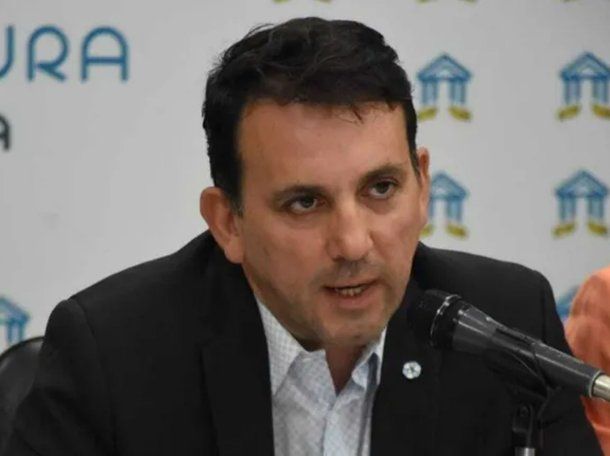 El ministro de Educación de Mendoza destacó que la adolescente no tenía registro de problemas de conducta