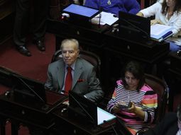 Citaron a Menem para que declare por el atentado