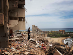 Venezuela fue azotada por dos terremotos de magnitud 7,2 y 7,5 Venezuela fue azotada por dos terremotos de magnitud 7,2 y 7,5