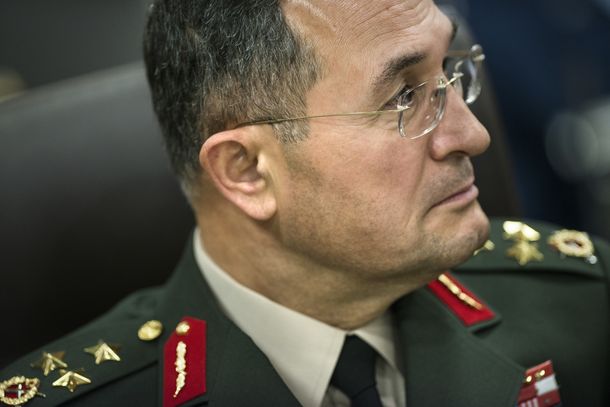 Detuvieron a cabezas y soldados del Ejército turco tras el intento de golpe