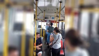 Discusión con un colectivero y lo amenazó con un arma Discusión con un colectivero y lo amenazó con un arma