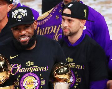 Con LeBron James como MVP