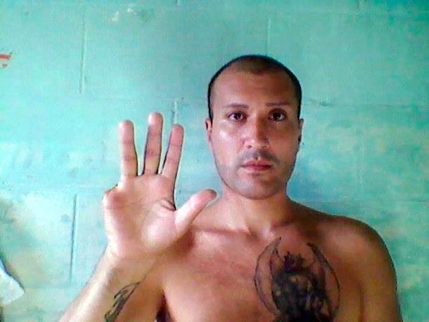 Quiso prenderse fuego porque prefiere morir antes que volver a prisión