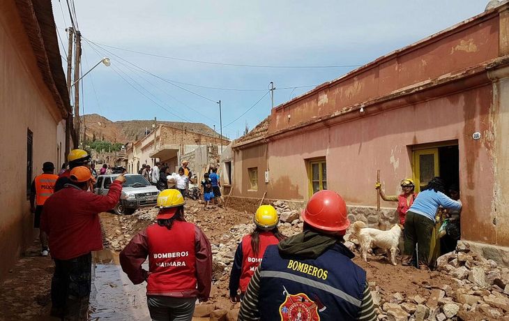 Daños y evacuados en Tilcara por un alud