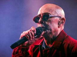 El Indio Solari volvió sobre el final de Los Redondos y apuntó sin rodeos contra Skay El Indio Solari volvió sobre el final de Los Redondos y apuntó sin rodeos contra Skay