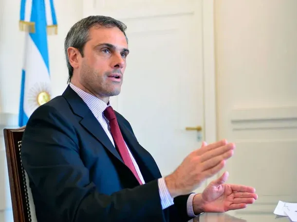 Guillermo Michel renunció a la Aduana