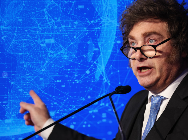 Con el Súper RIGI Javier Milei busca desarrollar en el país una Inteligencia Artificial libre de regulaciones