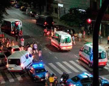 Cruzaba la avenida con su mamá y un conductor lo atropelló y lo mató: tenía 5 años