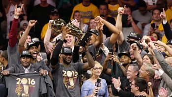 ¡hazana! cleveland cavaliers dan vuelta la serie y son campeones de la nba ¡hazana! cleveland cavaliers dan vuelta la serie y son campeones de la nba