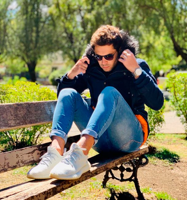 ¿Quién está detrás de Capture Bizarre, la cuenta de memes más grande de Argentina?