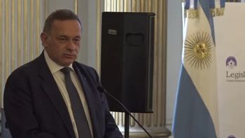 Álvaro Delgado tomó vuelo internacional en el II encuentro del grupo Libertad y Democracia. Álvaro Delgado tomó vuelo internacional en el II encuentro del grupo Libertad y Democracia.