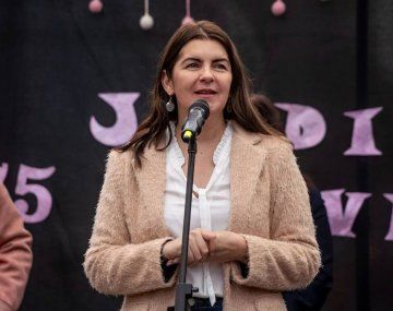 Intendenta de Moreno denunció que ofrecen plata a vecinos para ir al acto de Milei