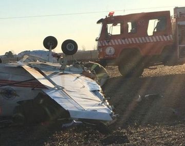 Cayó una avioneta en un campo en Santa Fe. Foto: rosario3.com