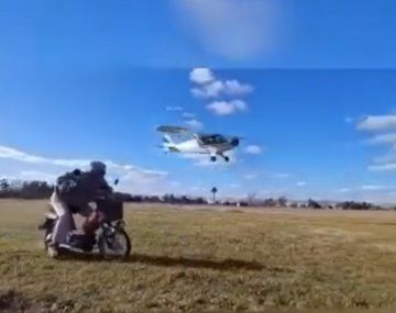 La reversión de Top Gun en un aeroclub que causa furor en las redes