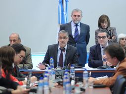 diputados dio dictamen de mayoria al presupuesto 2014 diputados dio dictamen de mayoria al presupuesto 2014