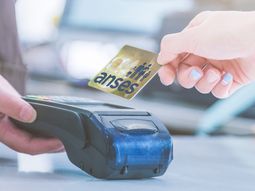 La manera de presentar la Libreta AUH para no perder la retención del 20%. La manera de presentar la Libreta AUH para no perder la retención del 20%.