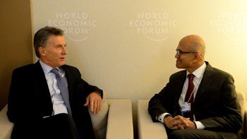 microsoft prometio a macri ofrecer gratis sus productos para el sector educativo microsoft prometio a macri ofrecer gratis sus productos para el sector educativo