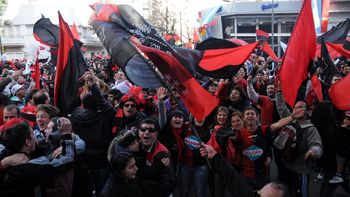la alegria de los hinchas famosos de newells la alegria de los hinchas famosos de newells