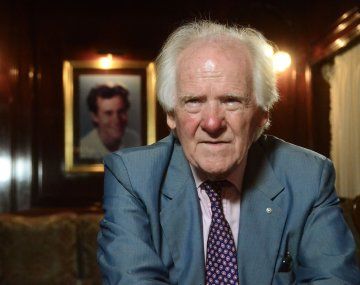 Blumberg denunció la venta de candidaturas en la lista de Milei