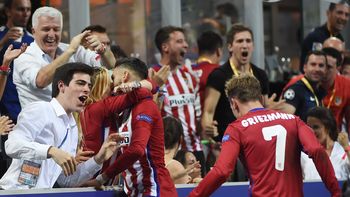 un pollerudo: mira el romantico festejo de carrasco tras su gol al real madrid