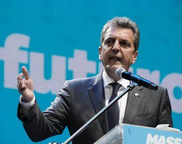 Massa publicó el primer video de campaña de Fuerza Patria con críticas a Milei