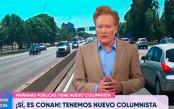 Conan OBrien presentó el informe del tránsito en la TV Pública y divirtió a todos