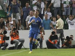 real madrid vencio al elche con sufrimiento y polemica real madrid vencio al elche con sufrimiento y polemica