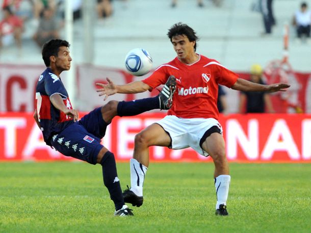 Independiente recibe a Tigre para salir del descenso