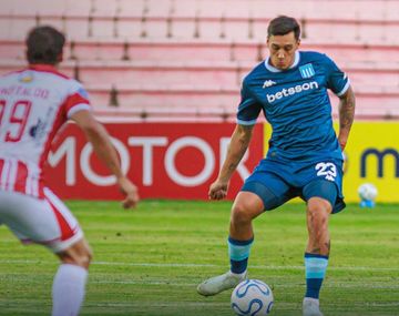 Racing arrancó la Sudamericana con el pie derecho: venció a Independiente Petrolero por 3-1