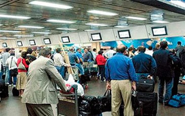 Migraciones también reportará información por el cepo cambiario