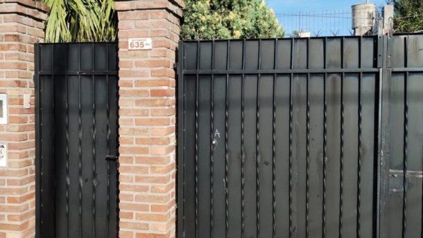 Rosario: balearon a un chico de 14 años cuando le abría el portón a su papá