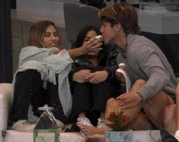 Marcos y Julieta siguen alimentando el shippeo 