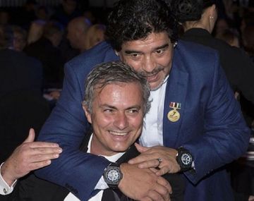 Maradona respaldó a Mourinho - Crédito: @josemourinho